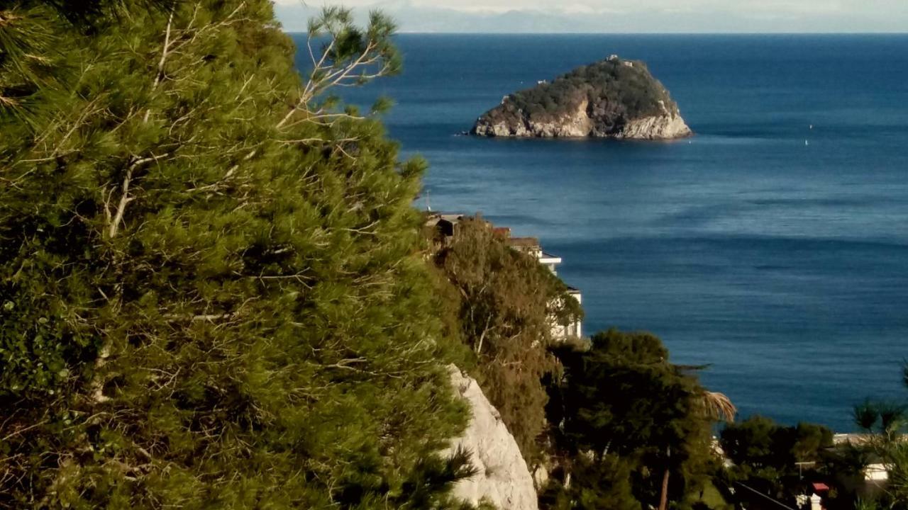 Hotel Malibu Spotorno Bagian luar foto